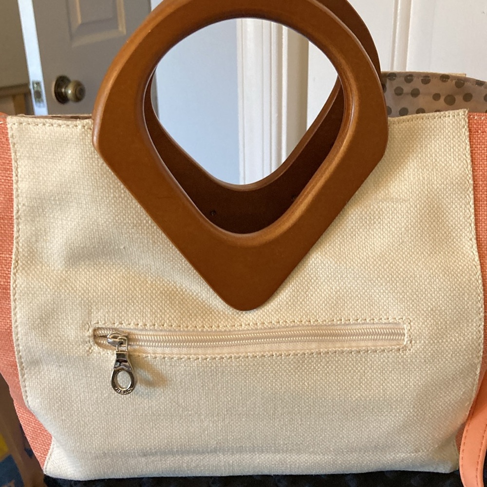 Relic Handbag - Picture 4 of 8